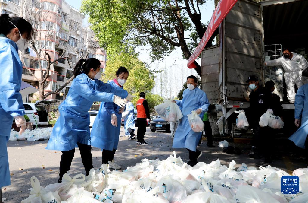 上海:社区志愿者在行动